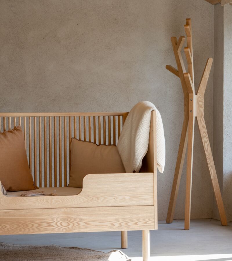 Hai No Ki Bed coat hanger natural ash