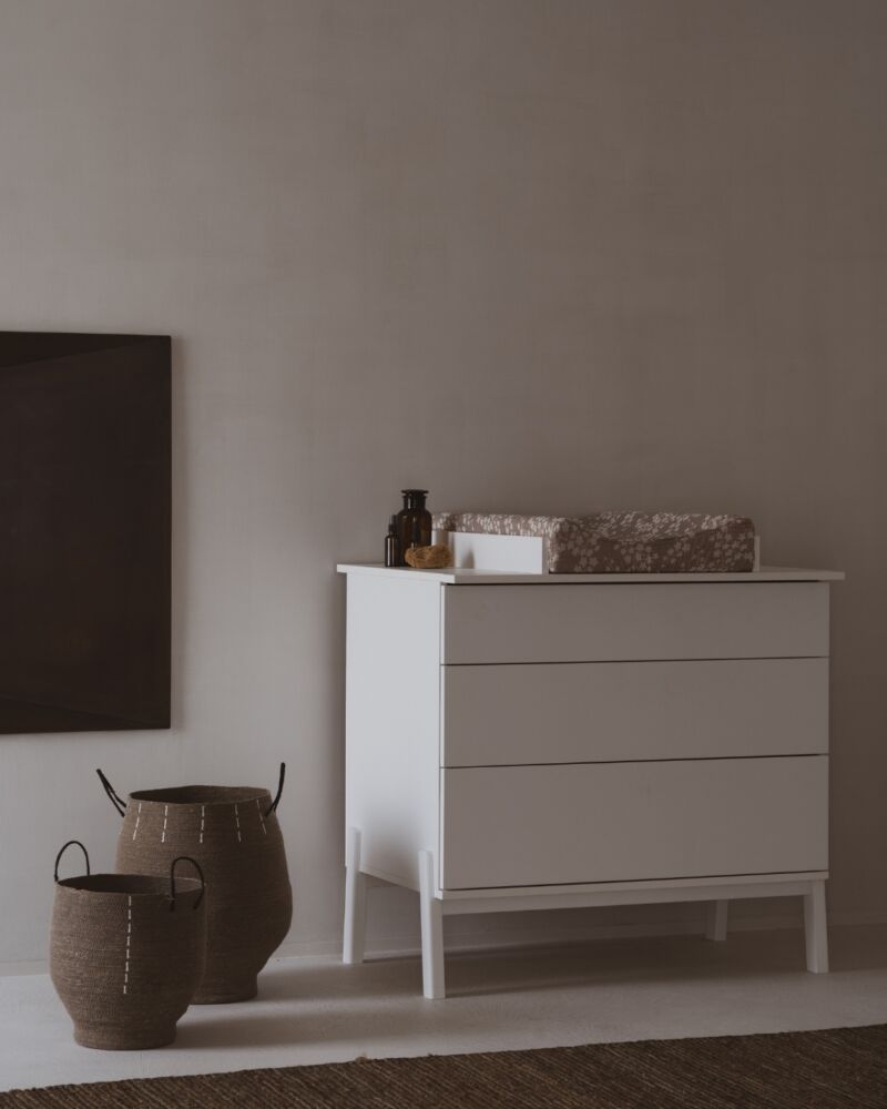 Ashi Chest in Cream with Extension