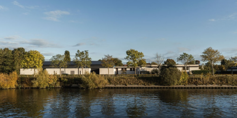 Sunday Showroom Vaart